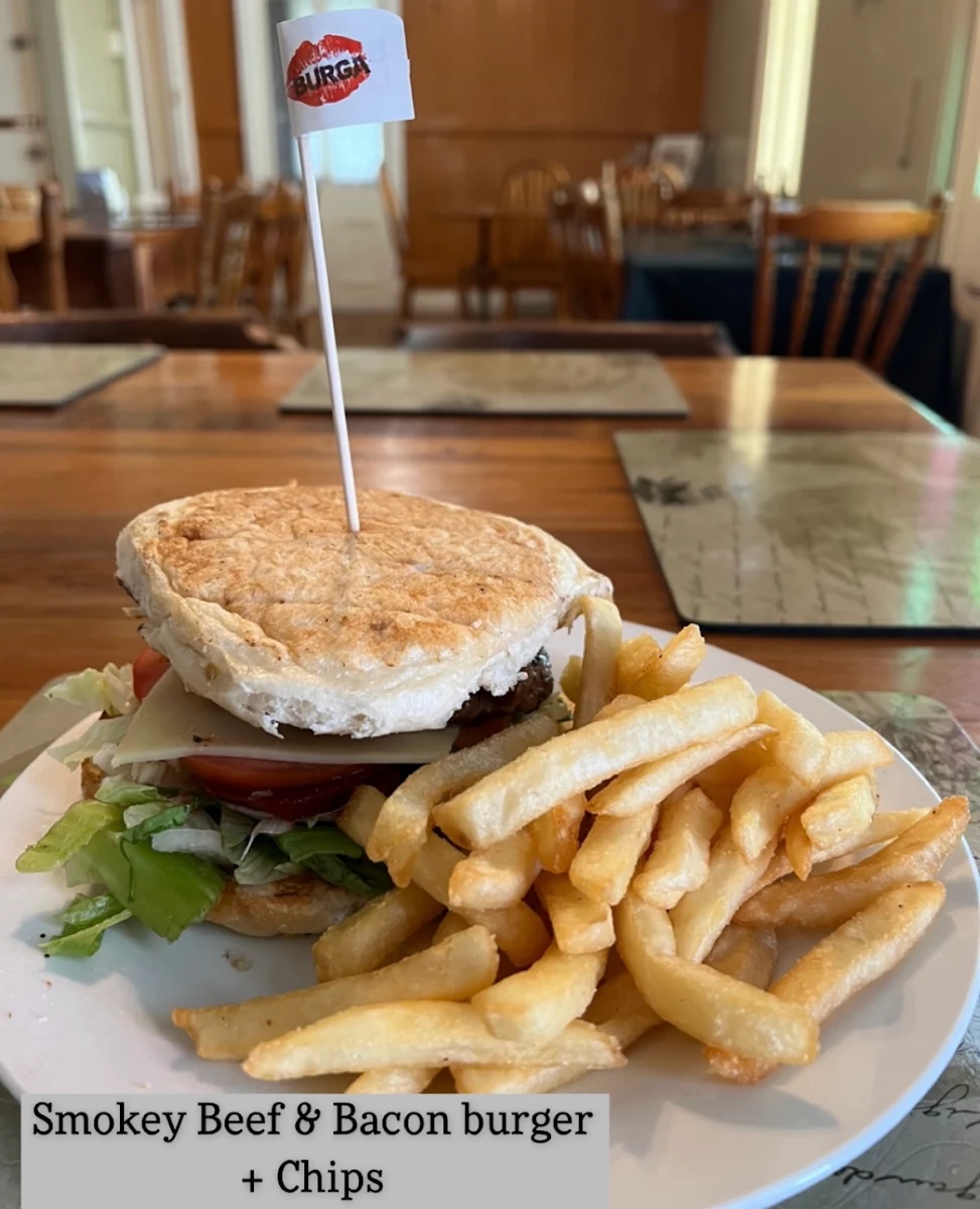 Highlights, Sandy Creek Pub