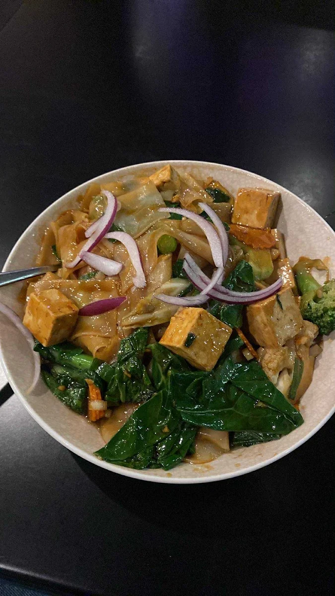 Highlights, Simply Thai Restaurant