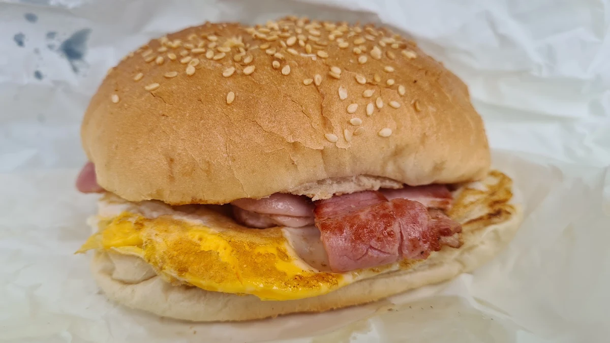 Bacon and Egg Roll