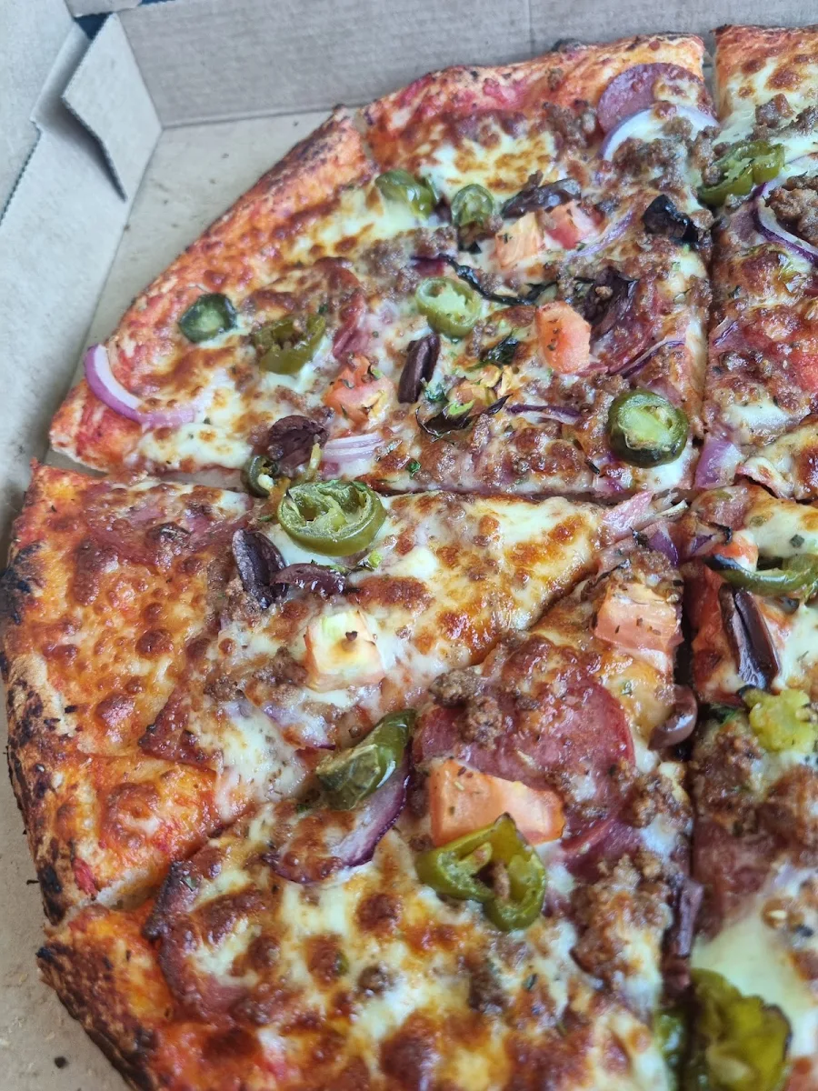 Highlights, Michaelangelo's Pizzeria