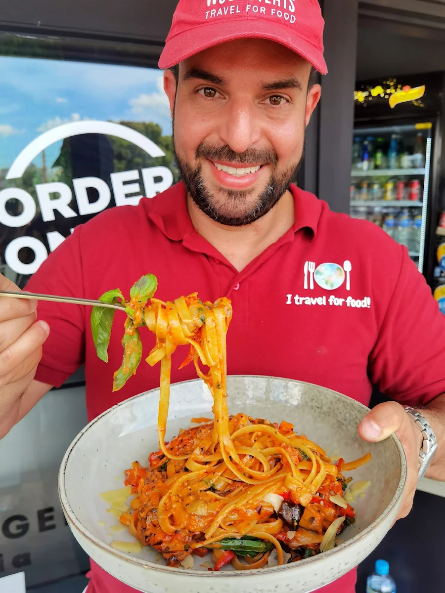Paradise Pasta, Michaelangelo's Pizzeria