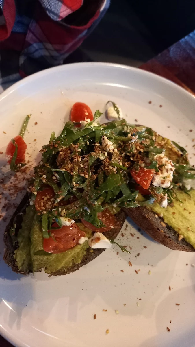 Crust Avocado, The Cups Espresso Kitchen