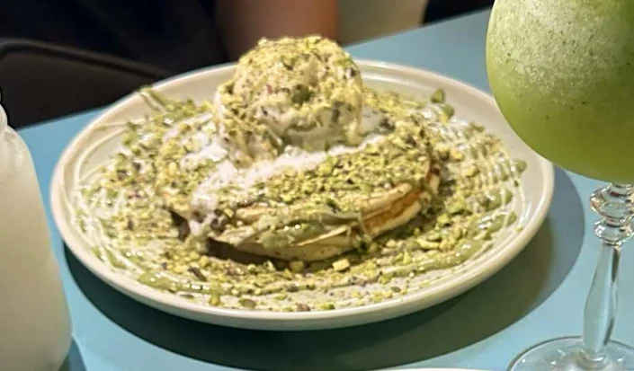 Pancakes with Pistachio Crème
