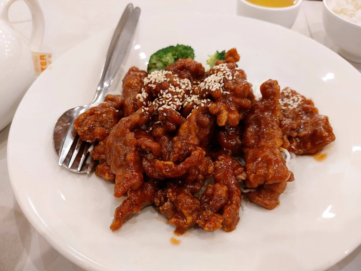 Peking Beef, Old Kingdom