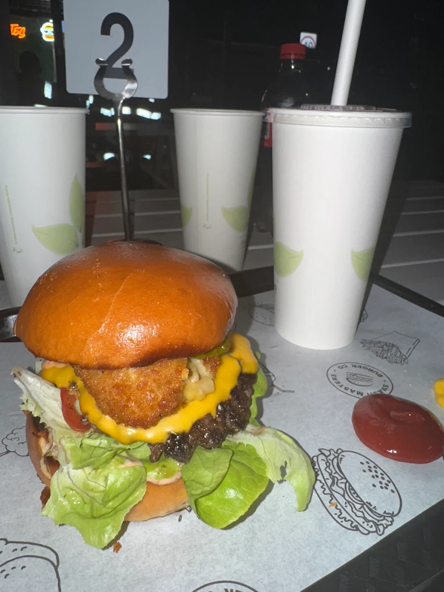 mc Daddy, Smash Masters Burger Co