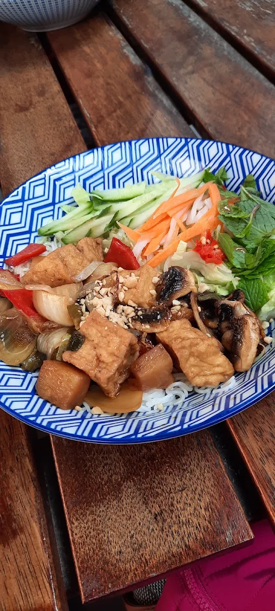 Tofu with Rice Vermicelli Noodles