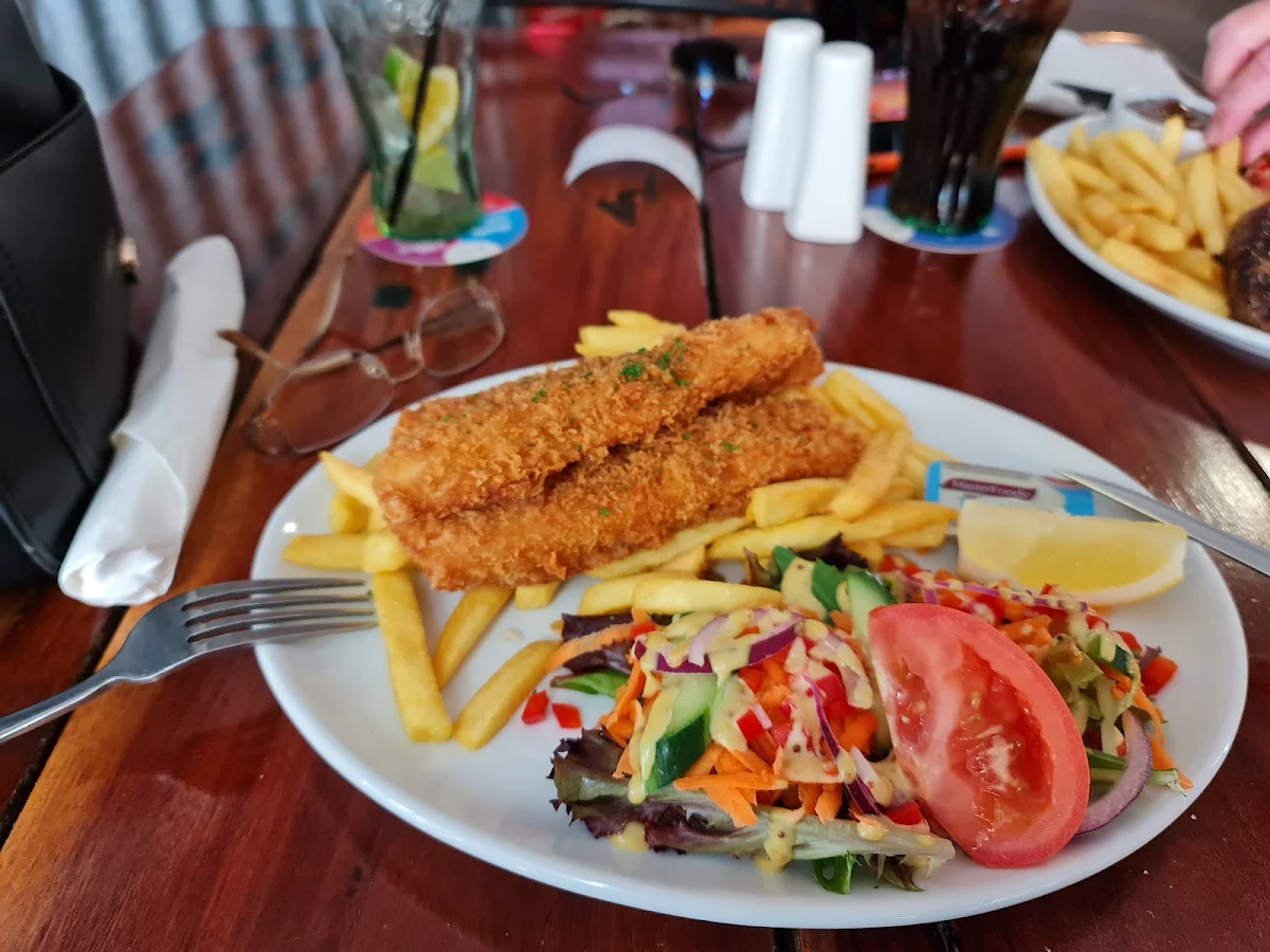 Flathead Chips and Salad, The Peak Pub