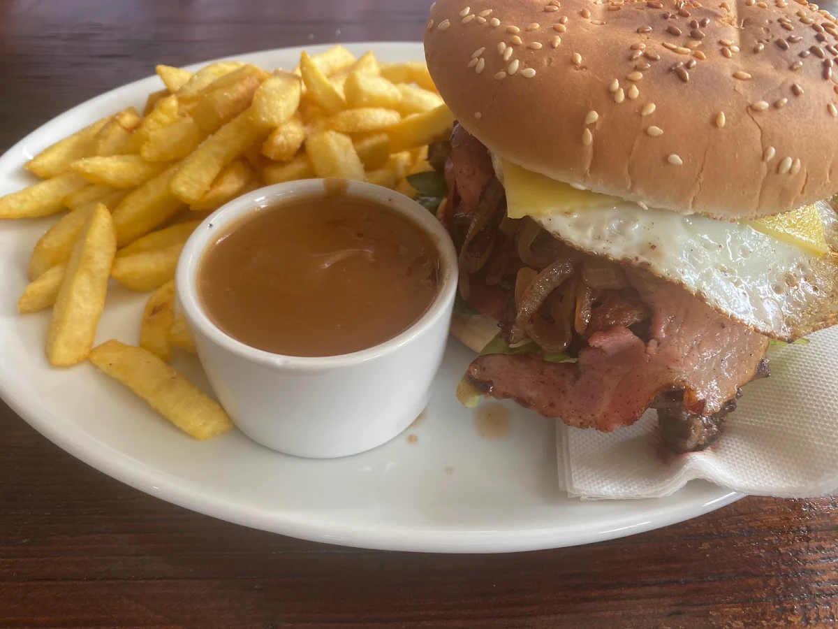 Highlights, The Peak Pub