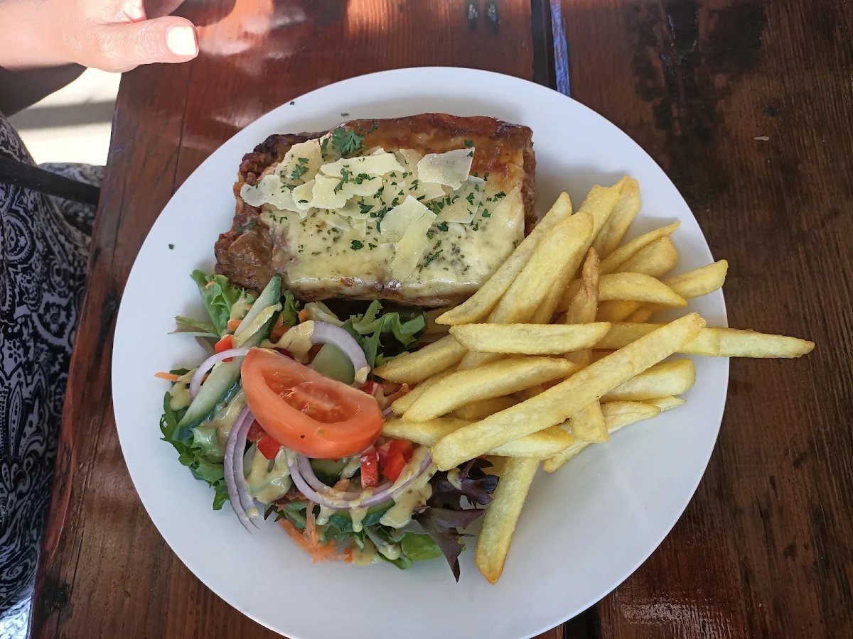Highlights, The Peak Pub