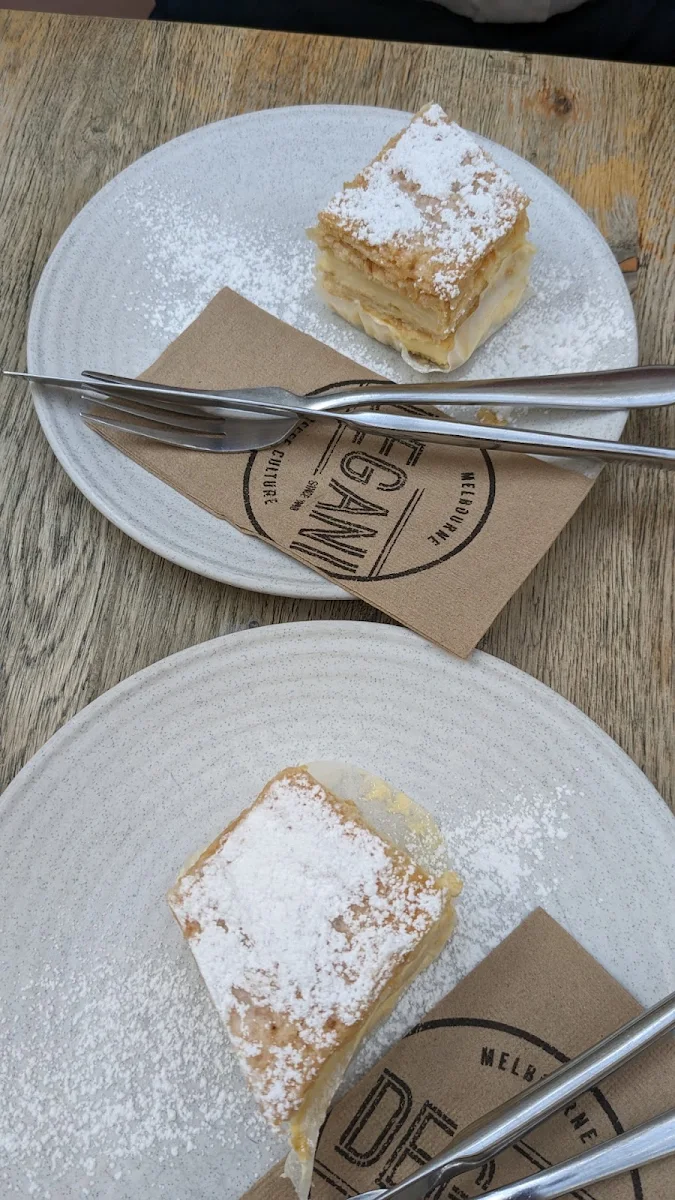 Vanilla Slice, Degani