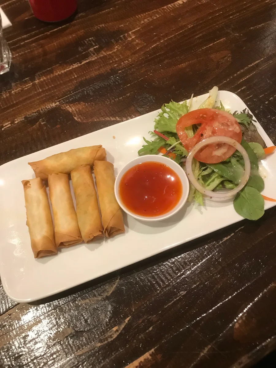 Spring Roll, 8 Sisters Cafe and Grill