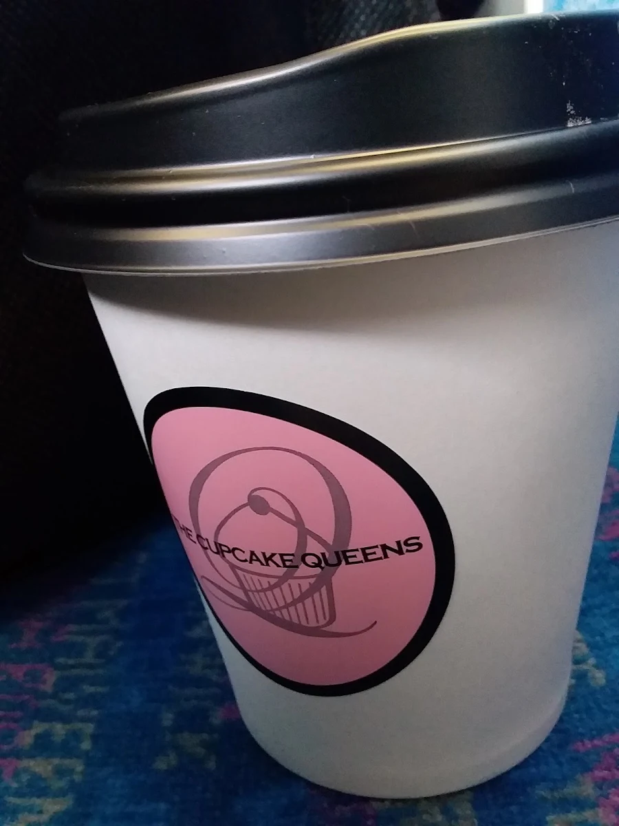 Café Latté, The Cupcake Queens