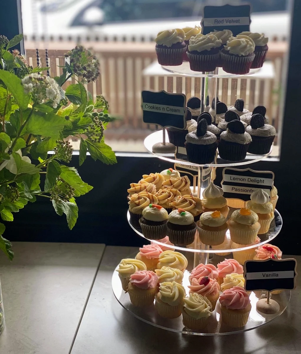 Highlights, The Cupcake Queens
