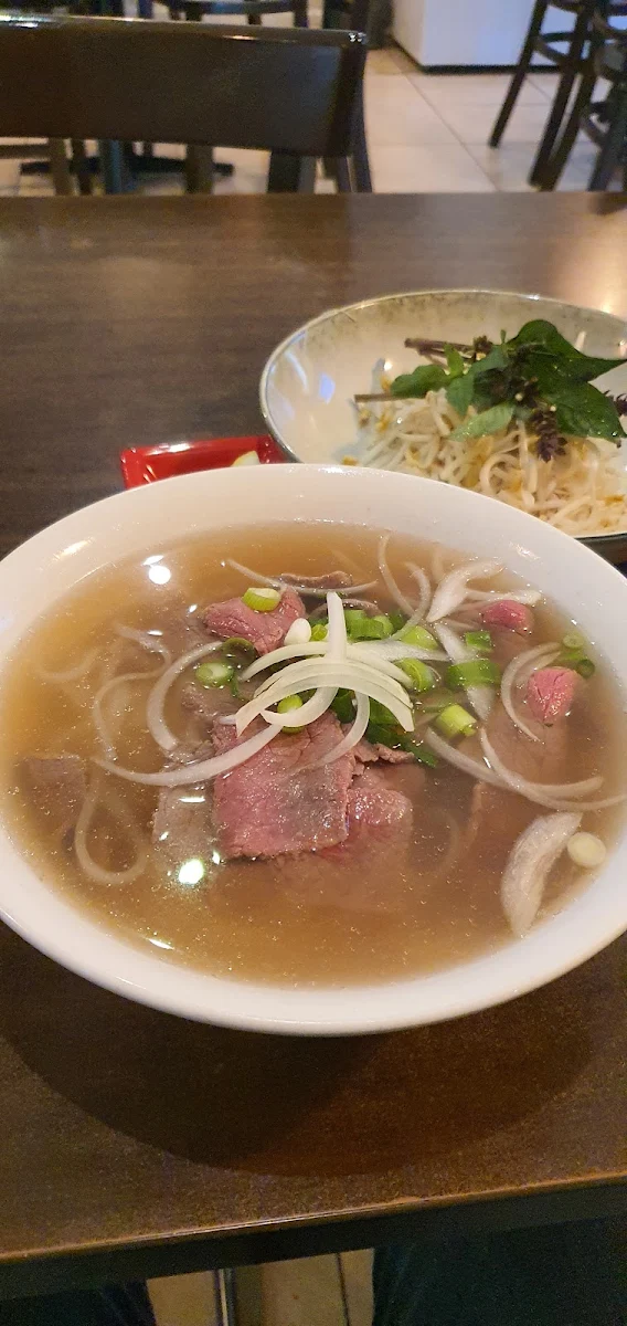 Pho Bo Rare Beef Pho