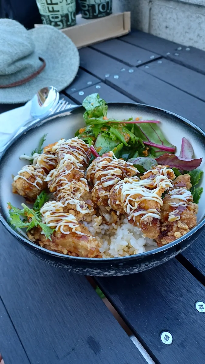 Karaga Chicken, Cafe Minnie