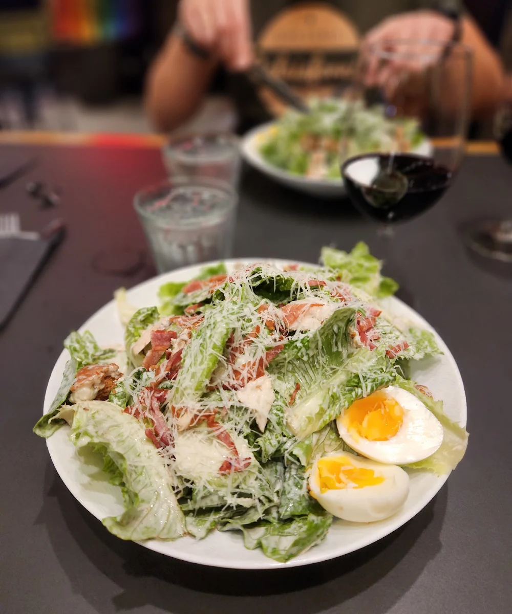Caesar Salad, Kinselas Hotel