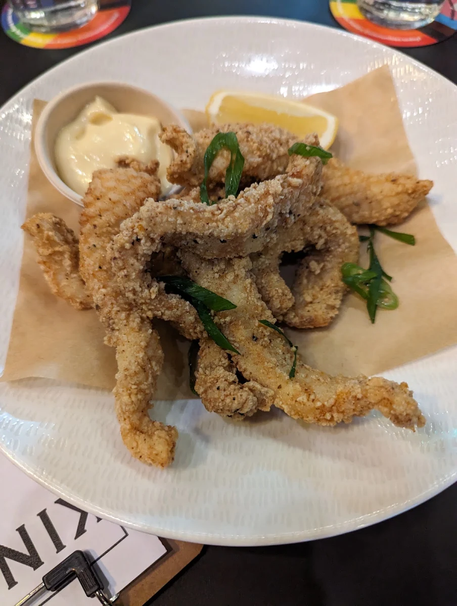 Salt & Pepper Squid, Kinselas Hotel