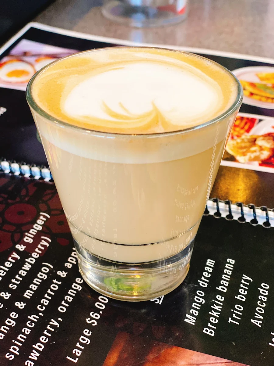 Flat White, DaLat Hill