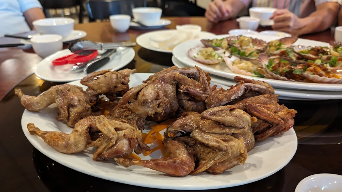 Crispy Quail, Hao Vinh