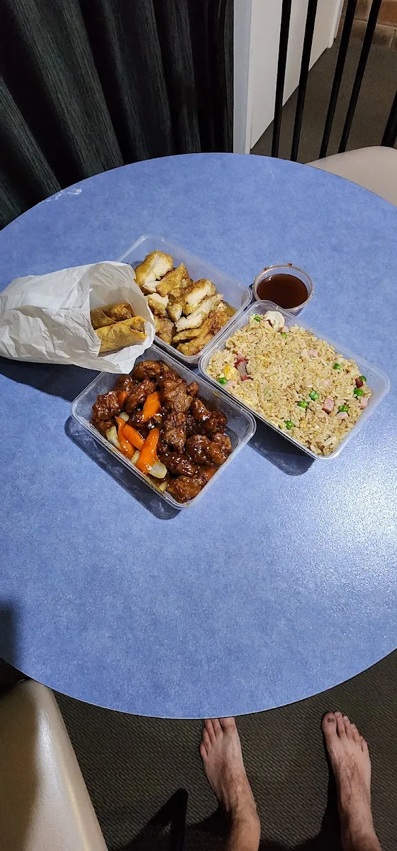 Highlights, Uncle Tom's Chinese