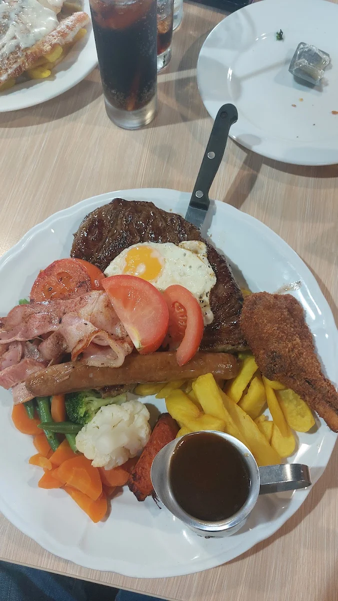 Mixed Grill, Newmarket Hotel