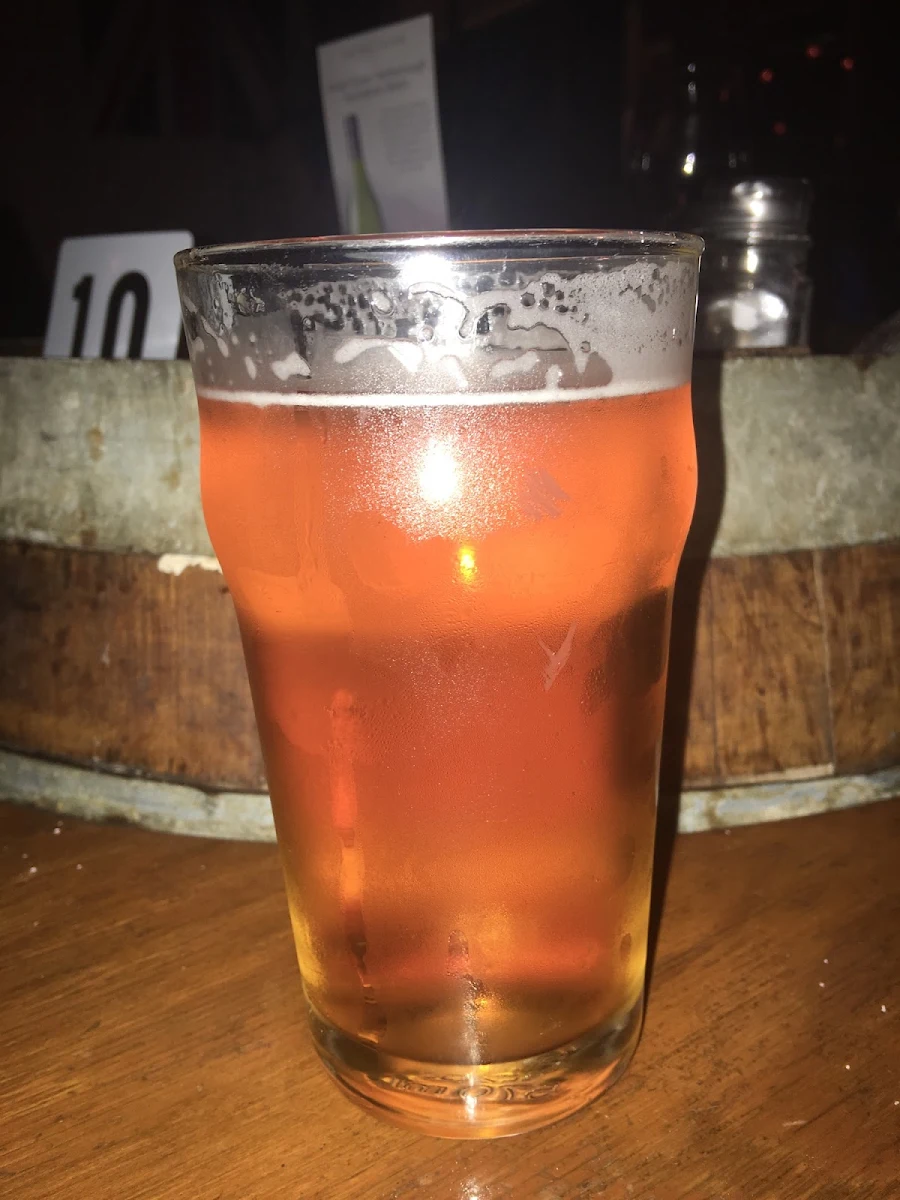 Highlights, Oak Tree Tavern