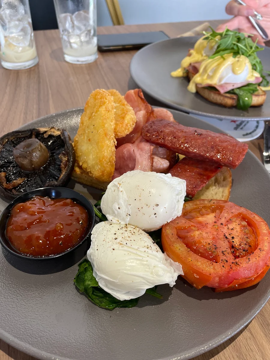 Ultimate Brekky Plate, Stellarossa Crestmead (Dine In, Drive Thru and Takeaway)