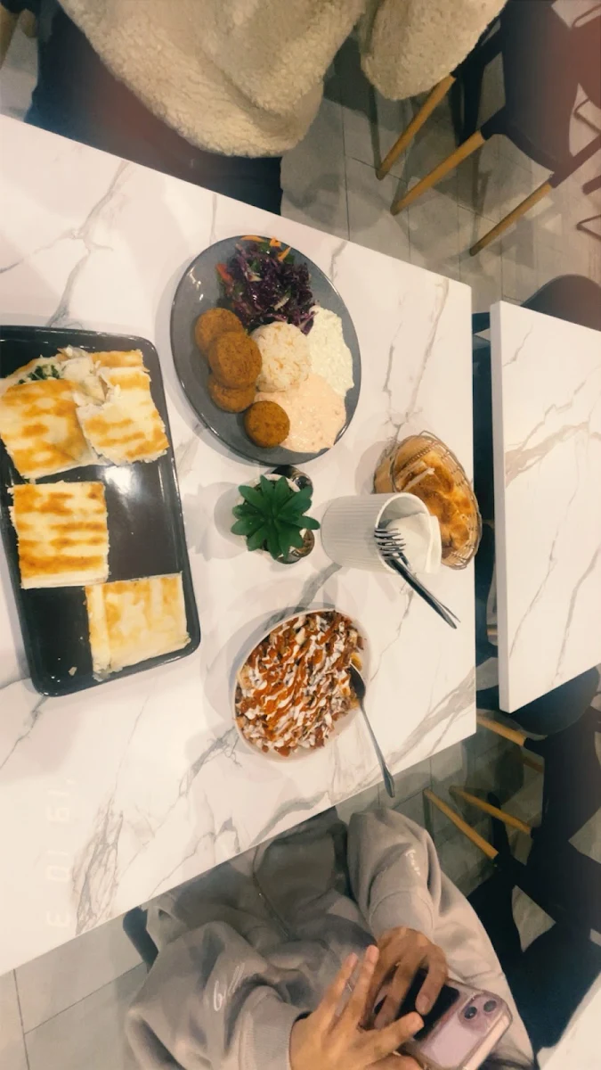 Highlights, Truganina Kebab House