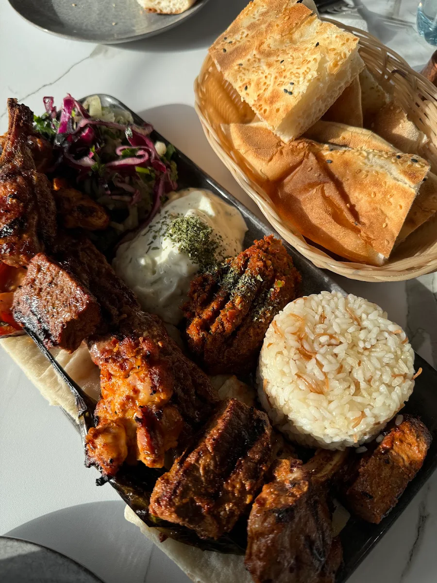 Highlights, Truganina Kebab House