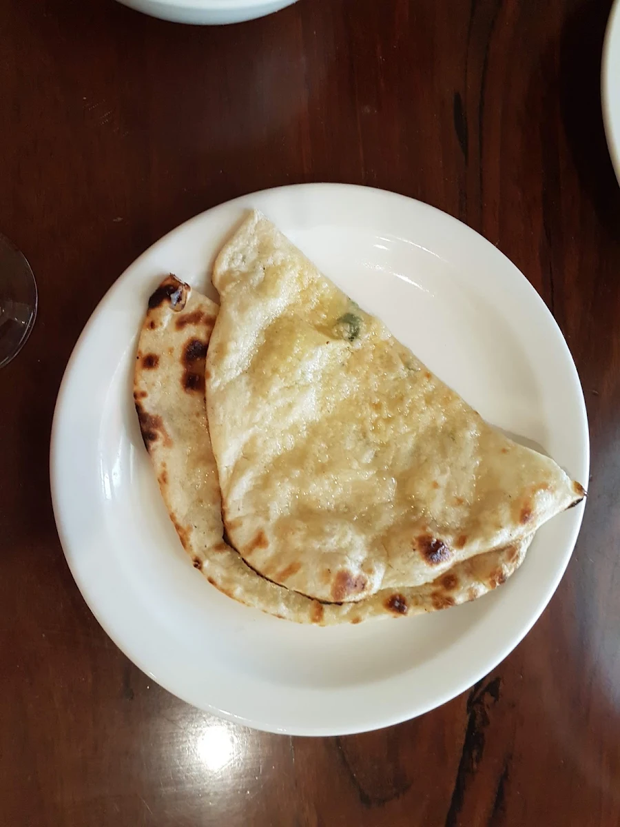 Cheese and Garlic Naan