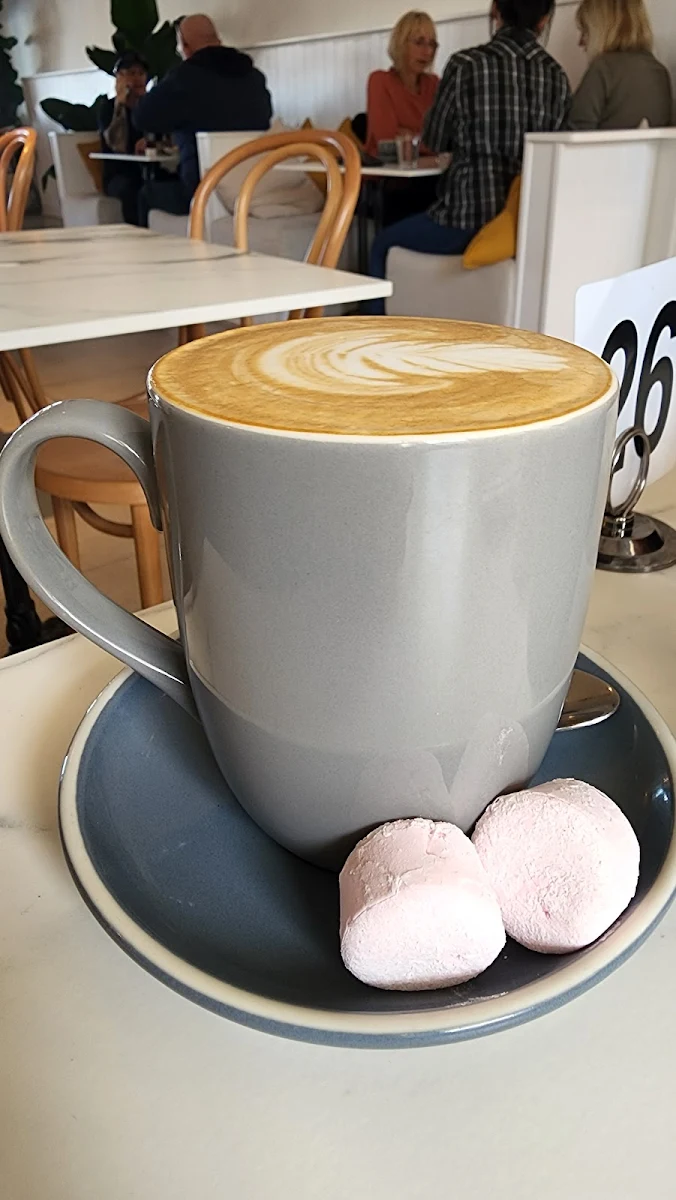 Mocha, Sistas Mindarie