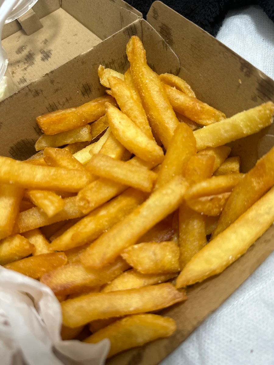Highlights, Broaster Chicken Glenfield