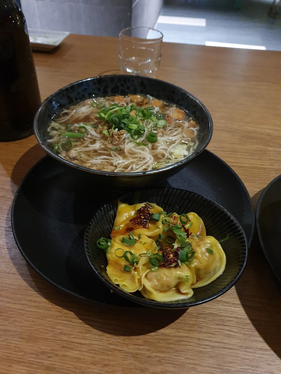 Beef Pho, Quan Thanh