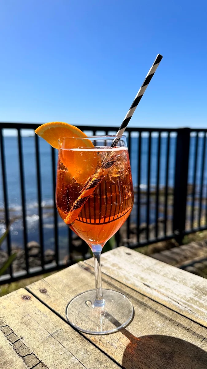 Highlights, Lo Stretto Cafe Restaurant