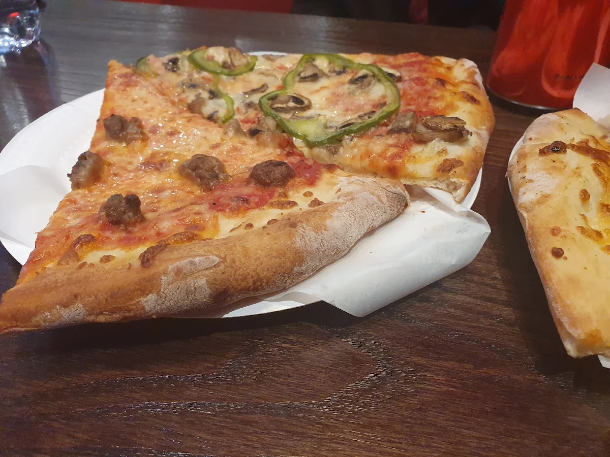 Highlights, Sal's Authentic New York Pizza - Flinders Lane