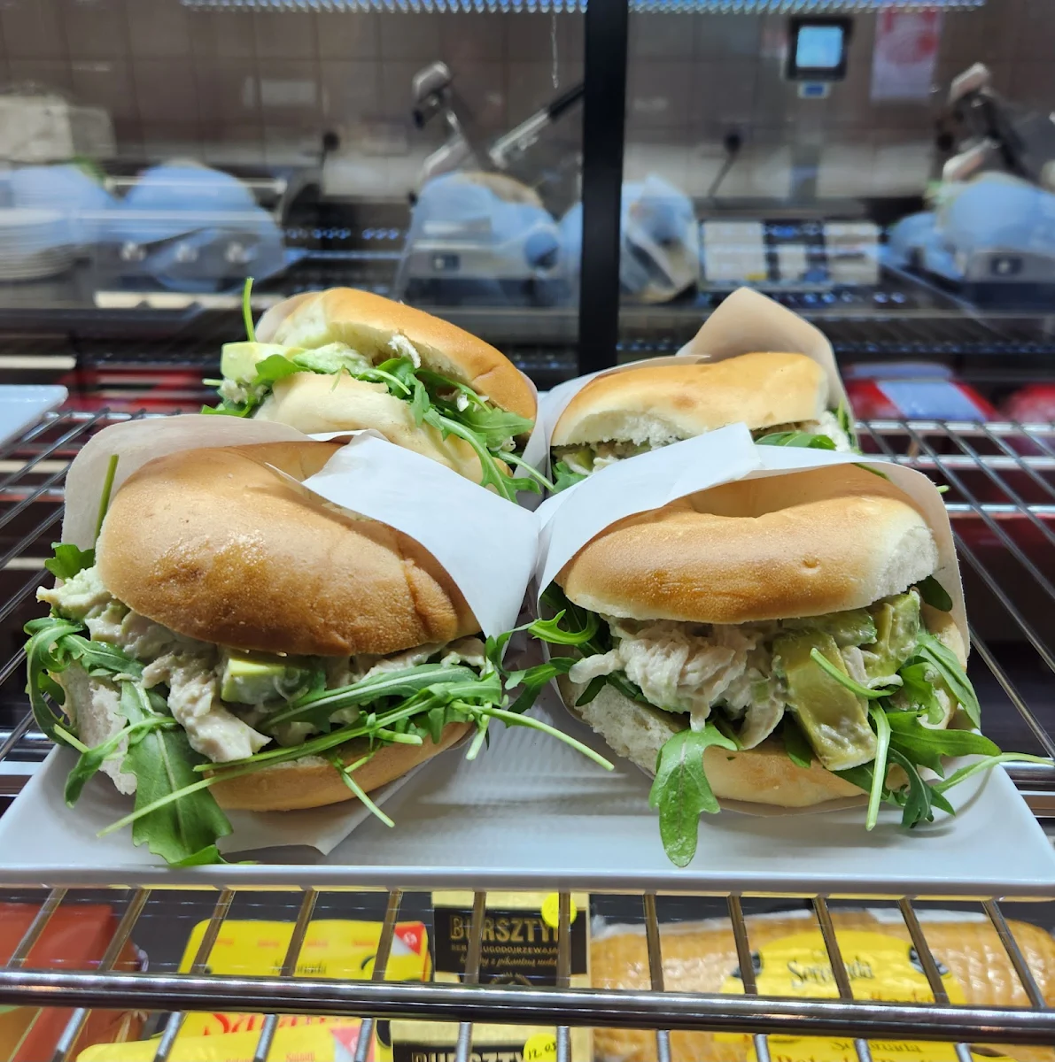 Highlights, Polka Café & Deli
