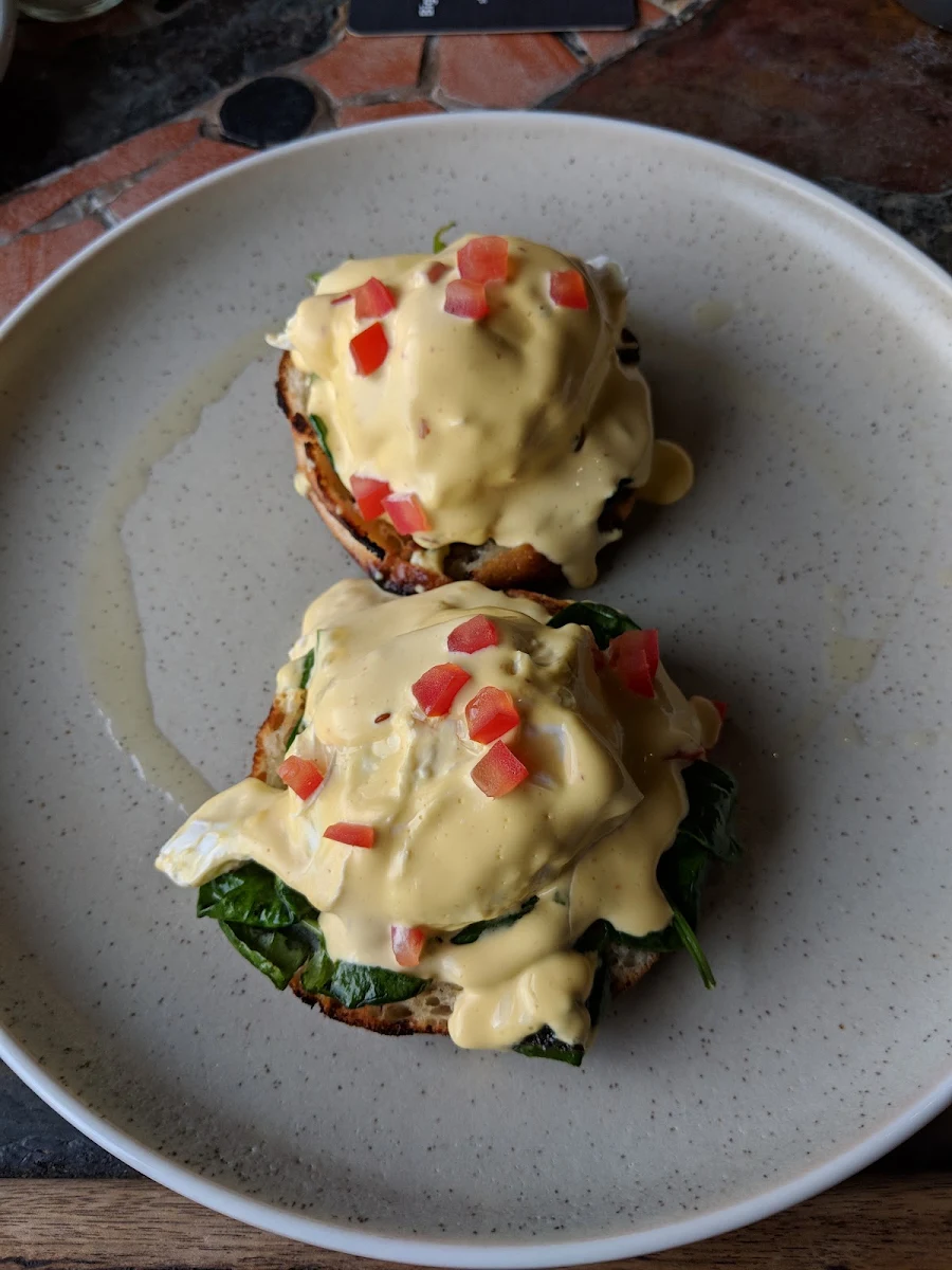 Eggs Benedict