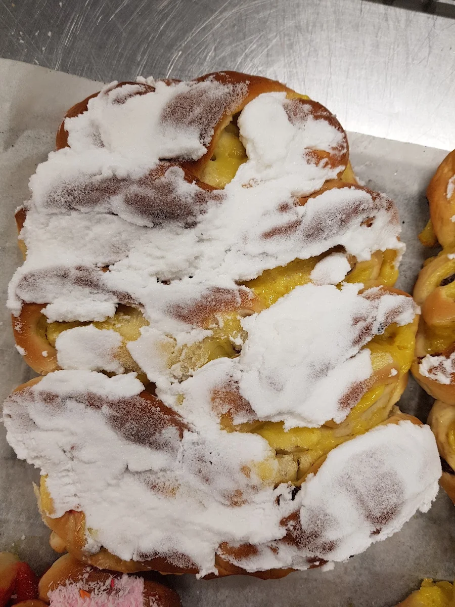 Highlights, Albert Street Bakery