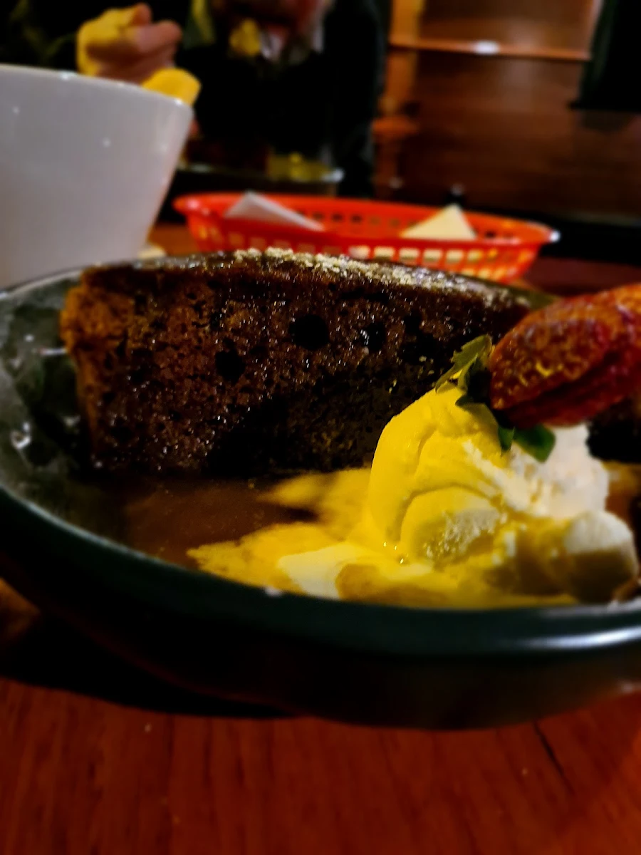Sticky Date Pudding