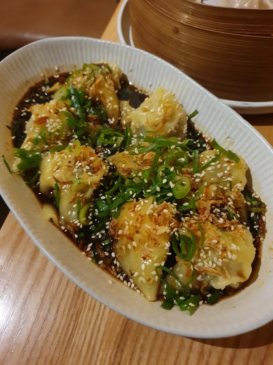 Chilli Wontons, RuYi Modern Chinese