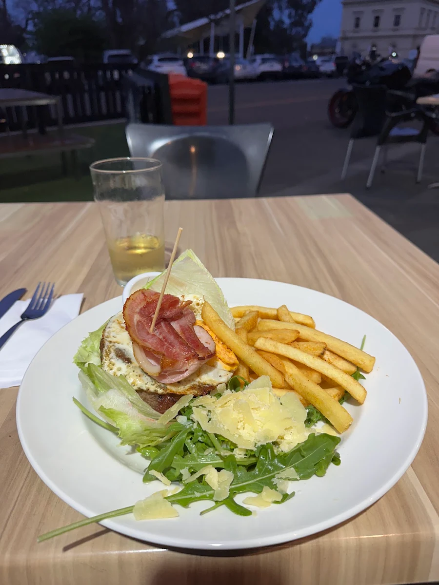 Naked Beef Burger