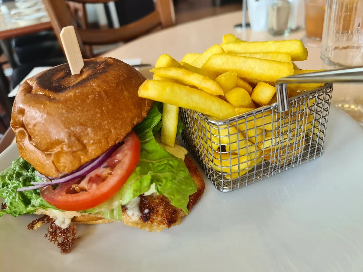 Snitzel, DiCaprio Family Restaurant