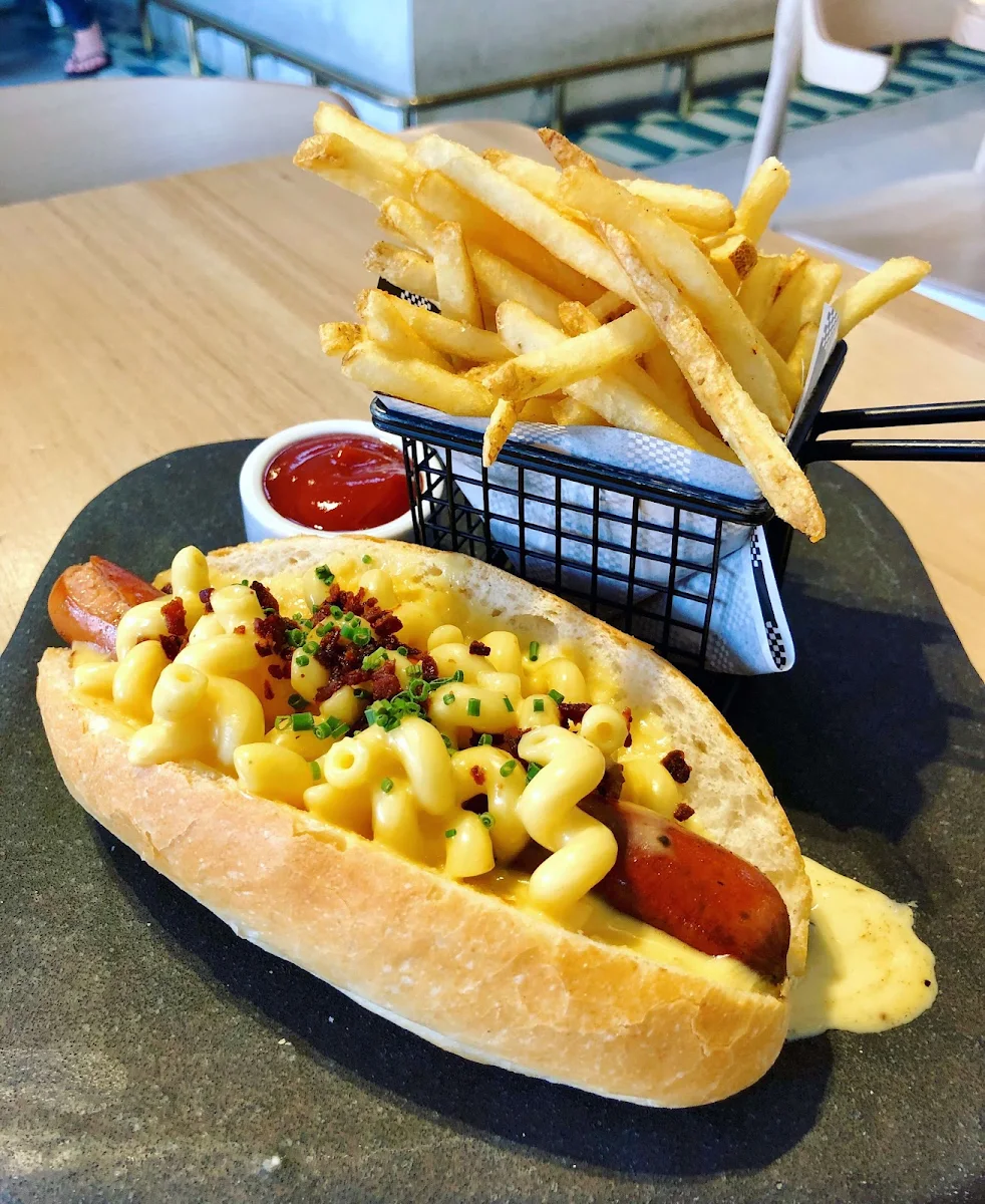 Mac & Cheese Hot Dog, No. 19
