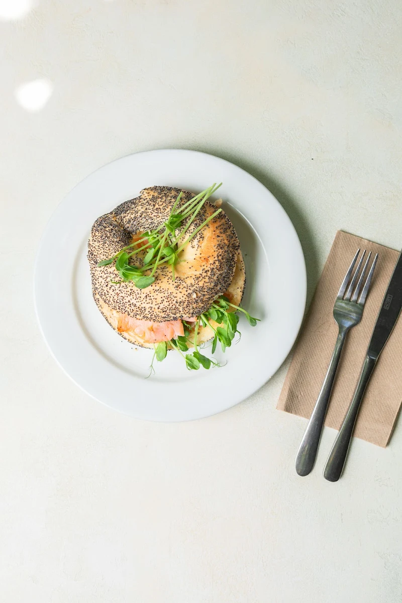 Smoked Salmon Bagel GFO