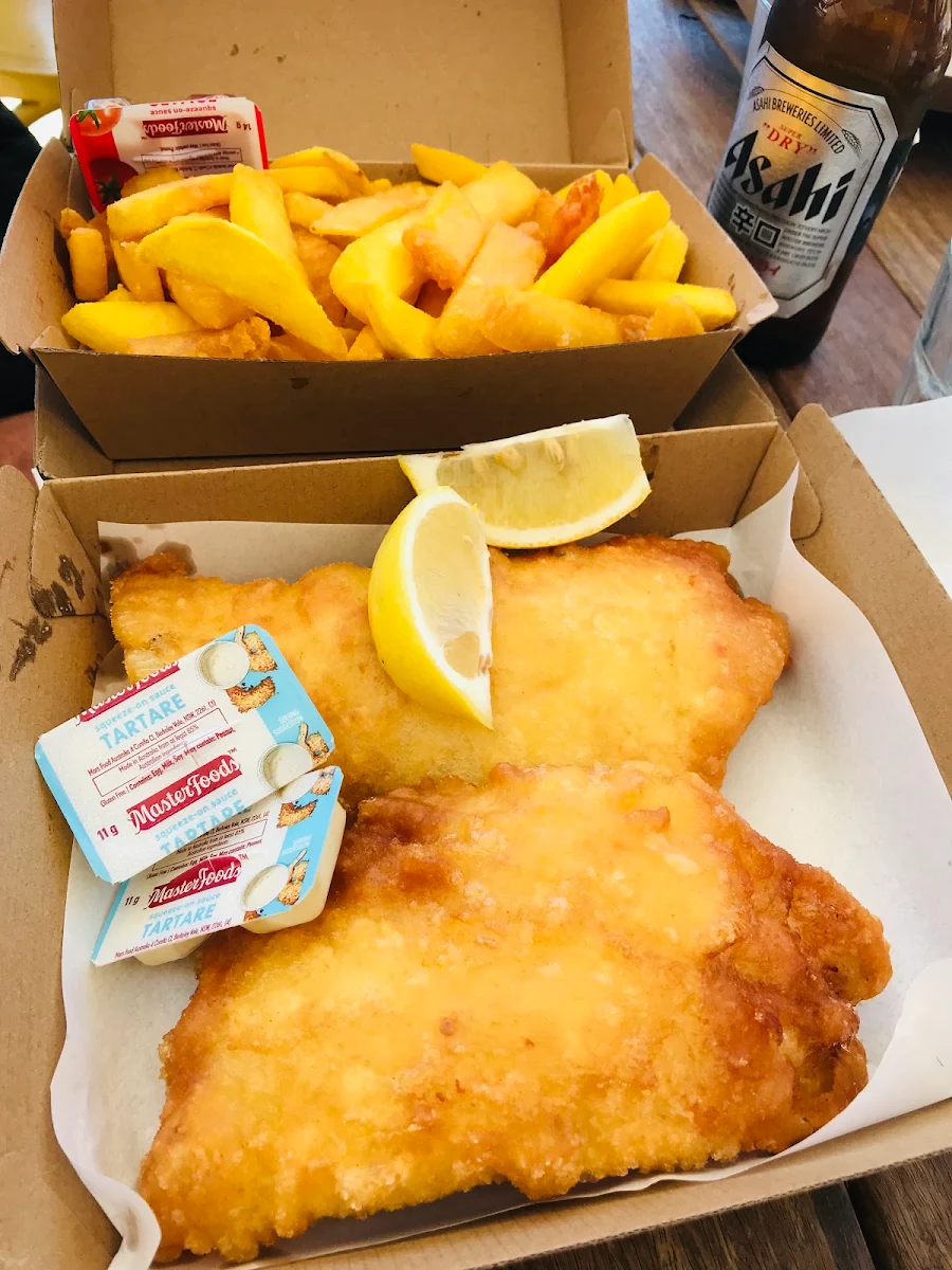 Snapper and Chips, Blue Fin Blairgowrie