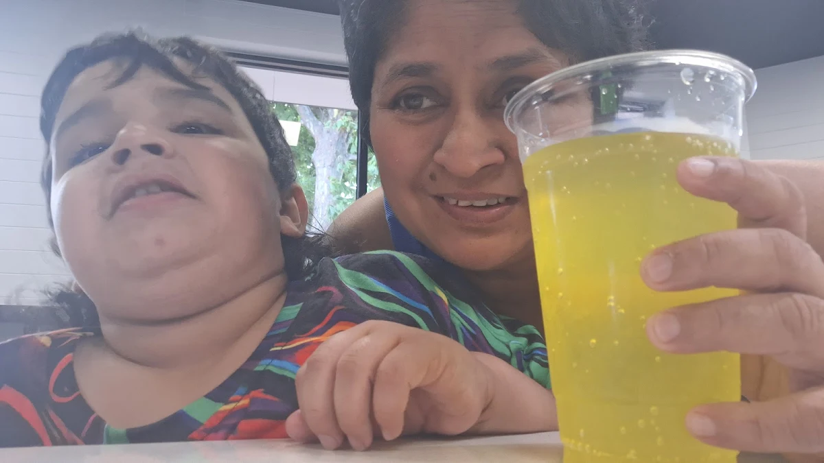 Mountain Dew, KFC Werribee