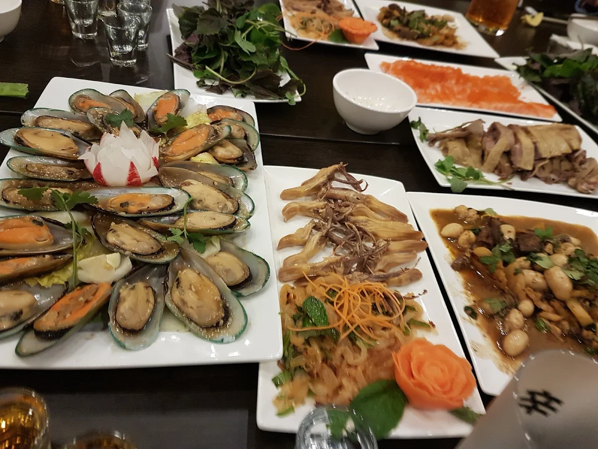 Highlights, Pho 999