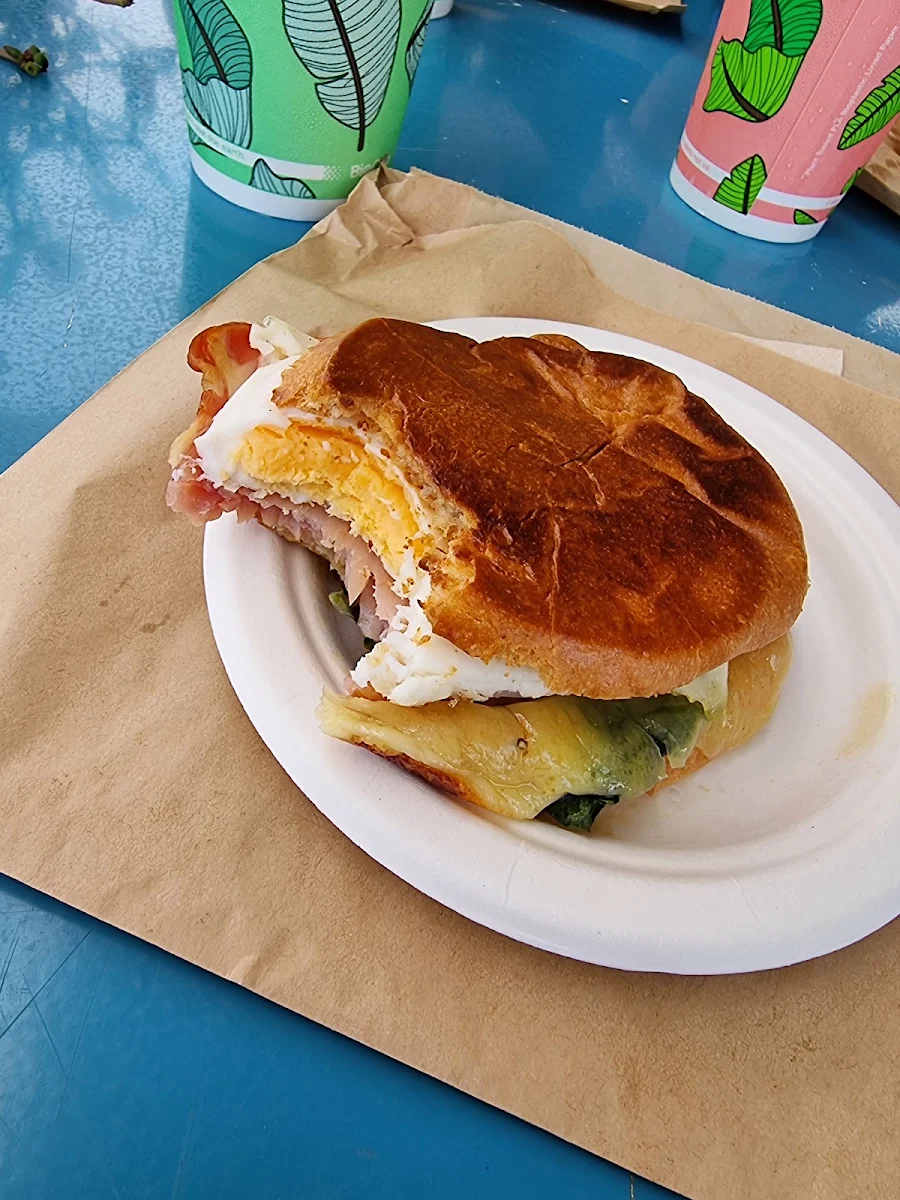 Bacon Agg & Cheese Brioche