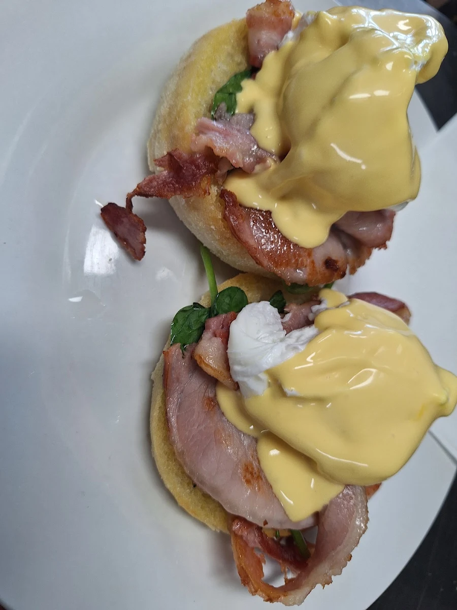 Highlights, Cafe Monalisa