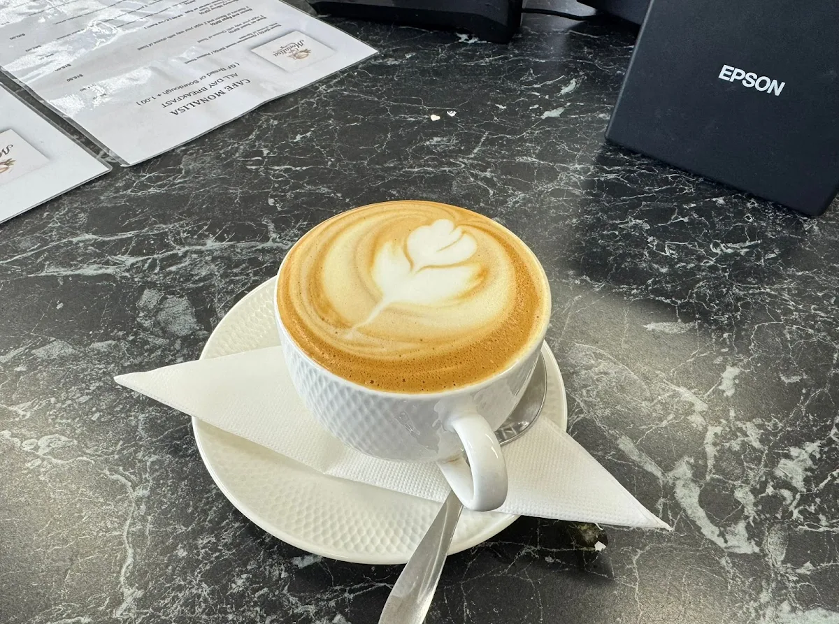 Highlights, Cafe Monalisa